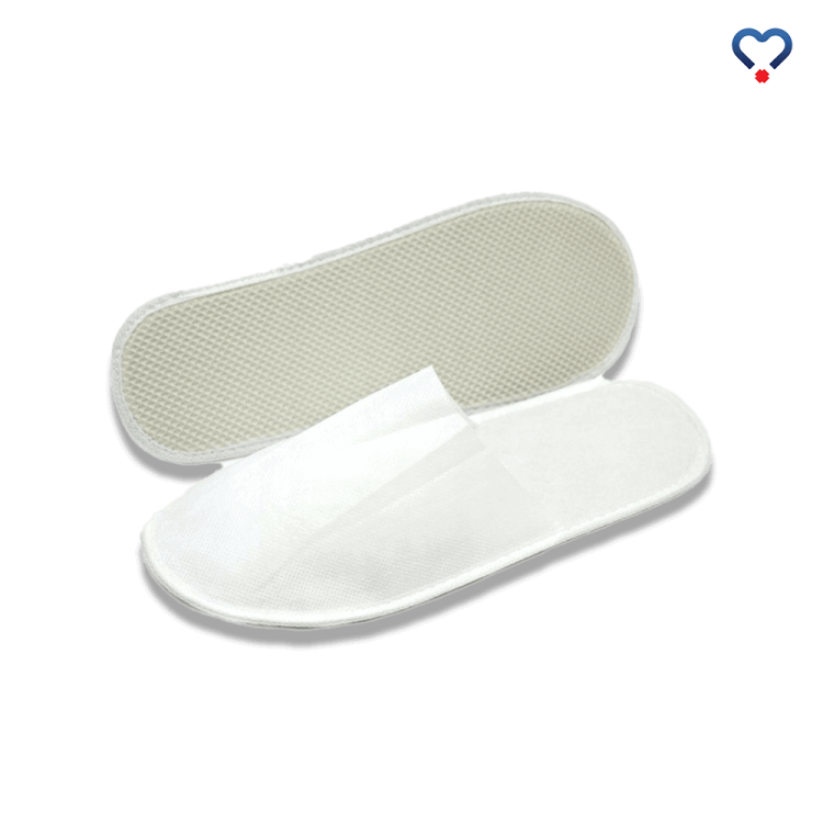 Jednorazowe włókninowe kapcie hotelowe w kolorze białym